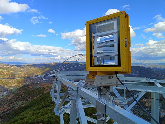 info-700-525